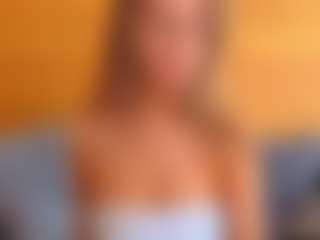 lunacaams's Live Sex Cam Show