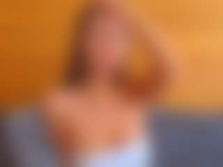 lunacaams's Live Sex Cam Show