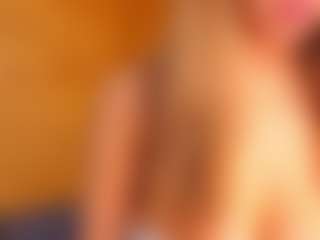 lunacaams's Live Sex Cam Show