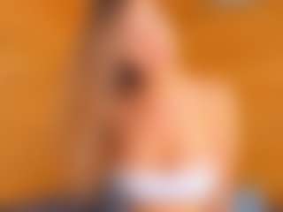 lunacaams's Live Sex Cam Show