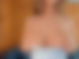 lunacaams's Live Sex Cam Show
