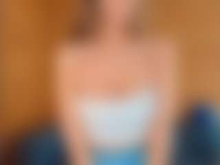 lunacaams's Live Sex Cam Show
