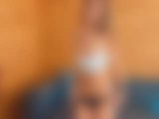 Live cam show with lunacaams - Sexy on SinfulBabes