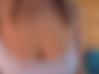 Live cam show with lunacaams - Brown Hair on livesexfox.com