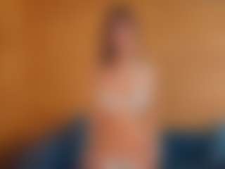 lunacaams's Live Sex Cam Show
