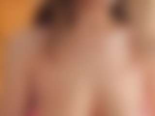 Live cam show with lunacaams - Brown Hair on slutload