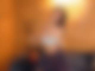 lunacaams's Live Sex Cam Show