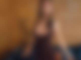 Live cam show with lunacaams - Striptease on StripNow