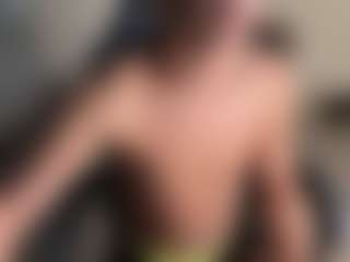 Live cam show with zamirpdll - Tease on Soda Cam