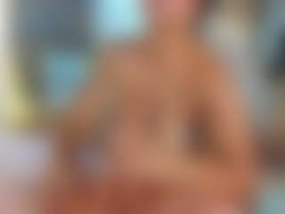 Amelia-Rossetti's Live Sex Cam Show