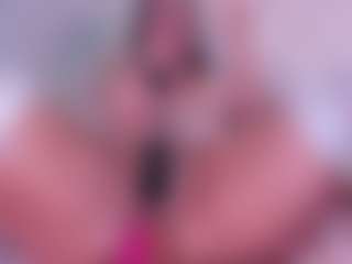 Amelia-Rossetti's Live Sex Cam Show
