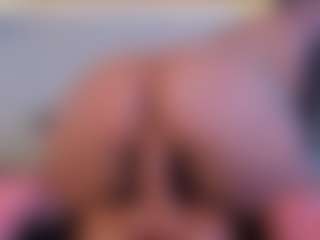 Amelia-Rossetti's Live Sex Cam Show