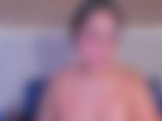 Live cam show with Amelia-Rossetti - Handjob on CSO-WL