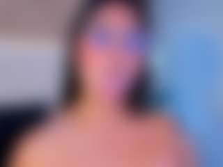 Amelia-Rossetti's Live Sex Cam Show