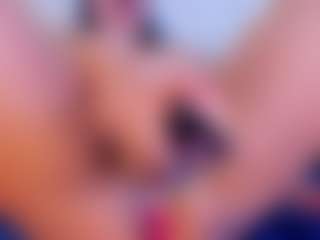 Amelia-Rossetti's Live Sex Cam Show