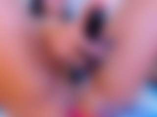 Amelia-Rossetti's Live Sex Cam Show