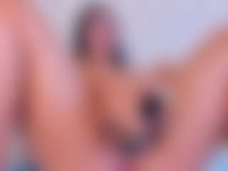 Amelia-Rossetti's Live Sex Cam Show