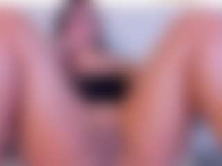 Live cam show with Amelia-Rossetti - Cute on Camsoda