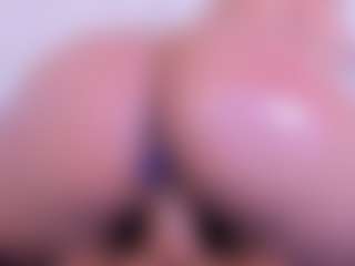 Amelia-Rossetti's Live Sex Cam Show