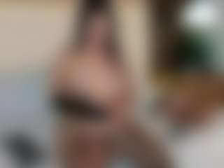 Amelia-Rossetti's Live Sex Cam Show