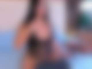 Amelia-Rossetti's Live Sex Cam Show
