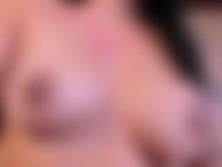 Live cam show with Amelia-Rossetti - Camel Toe on Soda Cam