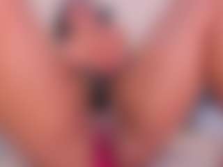Amelia-Rossetti's Live Sex Cam Show