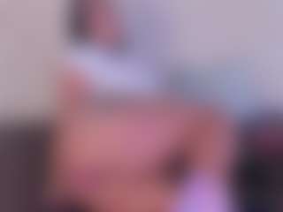 Live cam show with Amelia-Rossetti - Bikini on Camiplay Live