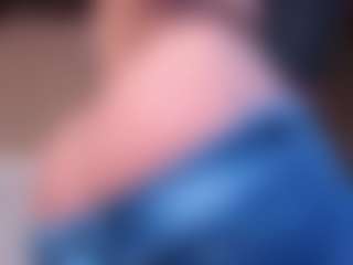 Amelia-Rossetti's Live Sex Cam Show