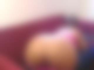 LolaTwerksXX's Live Sex Cam Show