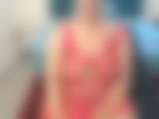 Live cam show with LolaTwerksXX - Ebony Big Tits on StripNow