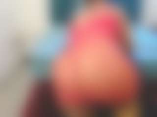 Live cam show with LolaTwerksXX - Smoking on nudelive.tv