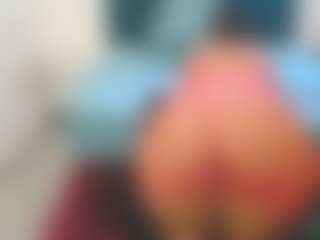Live cam show with LolaTwerksXX - Ass Bouncing on Hubzter Live