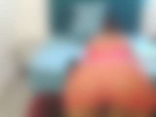Live cam show with LolaTwerksXX - Black on liverealitysex.com