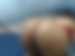 LolaTwerksXX's Live Sex Cam Show