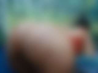 Live cam show with LolaTwerksXX - Smoking on Camsoda