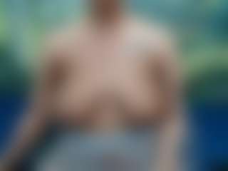 LolaTwerksXX's Live Sex Cam Show