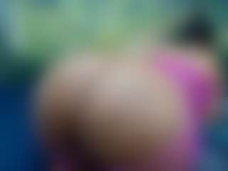 LolaTwerksXX's Live Sex Cam Show