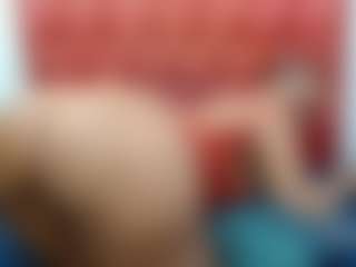 Live cam show with LolaTwerksXX - Tattoos Black on Milfs Live