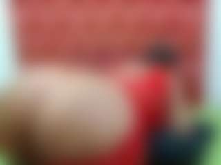 Live cam show with LolaTwerksXX - Squirt on CamSodaAdn