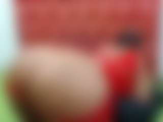 Live cam show with LolaTwerksXX - Ebony on Camming Site