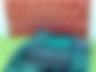 Live cam show with LolaTwerksXX - Bedroom Black on Chatstar