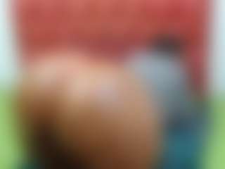 Live cam show with LolaTwerksXX - Drinking on sexylive.show