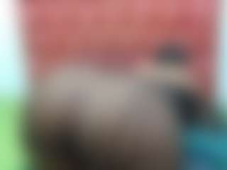 Live cam show with LolaTwerksXX - Body Massage on Milfs Live