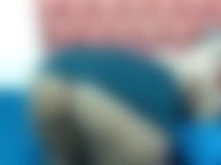 Live cam show with LolaTwerksXX - Spank on https://playwithruby.com