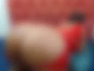 Live cam show with LolaTwerksXX - Ebony on Camsoda