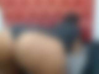 Live cam show with LolaTwerksXX - Hairy Pussy on Uber Horny