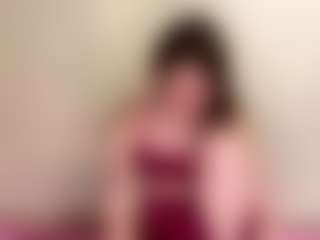 Live cam show with Elisabet - Green Eyes on Instabang