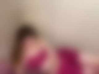 Live cam show with Elisabet - Teen (18+) on TeamSkeetLive