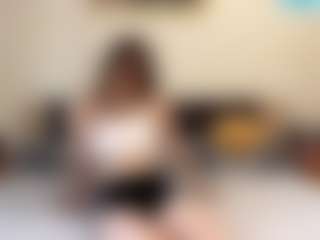 Live cam show with Elisabet - Facial Piercings on SpankPalCams